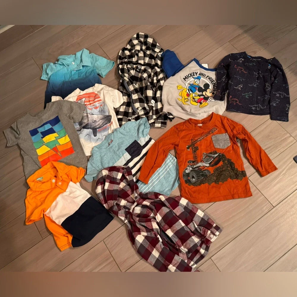 10pc bundle lot 3T - 5 shirts 4 long sleeve 1 sweatshirt no stains or wear